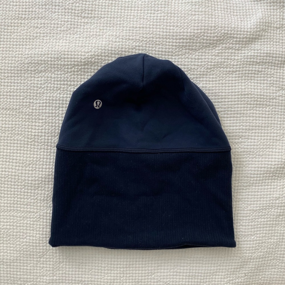 lululemon reversible hat